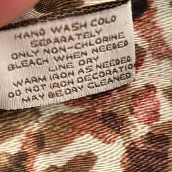 Chico”s Abstract Print Jacket w/ Beading - EUC - Picture 7 of 7